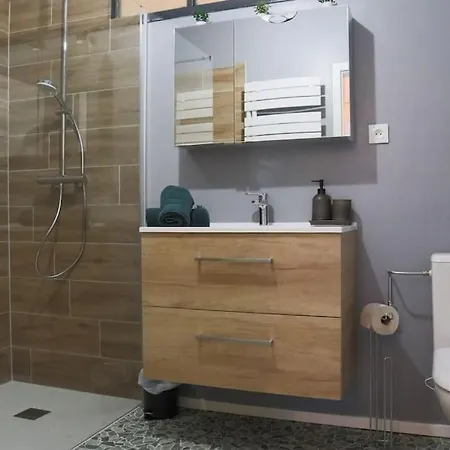 アパート Le Cocon Fleuri, Proche Centre