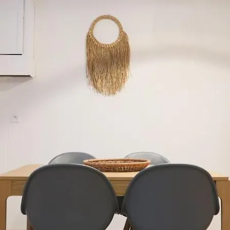 Le Cocon Fleuri, Proche Centre ミュルーズ