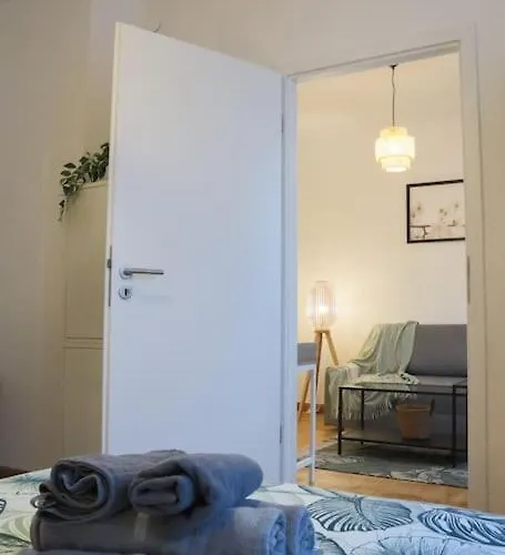 Apartment Le Cocon Fleuri, Proche Centre