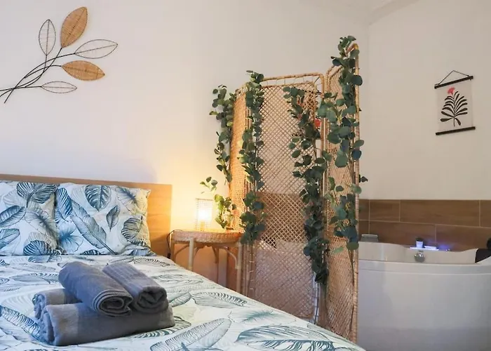 아파트 Le Cocon Fleuri, Proche Centre *