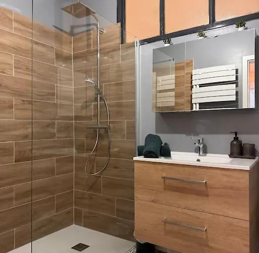 Le Cocon Fleuri, Proche Centre